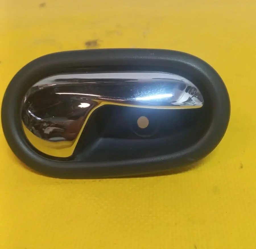 Manija De Puerta Derecha Logan Sandero 2016 2018