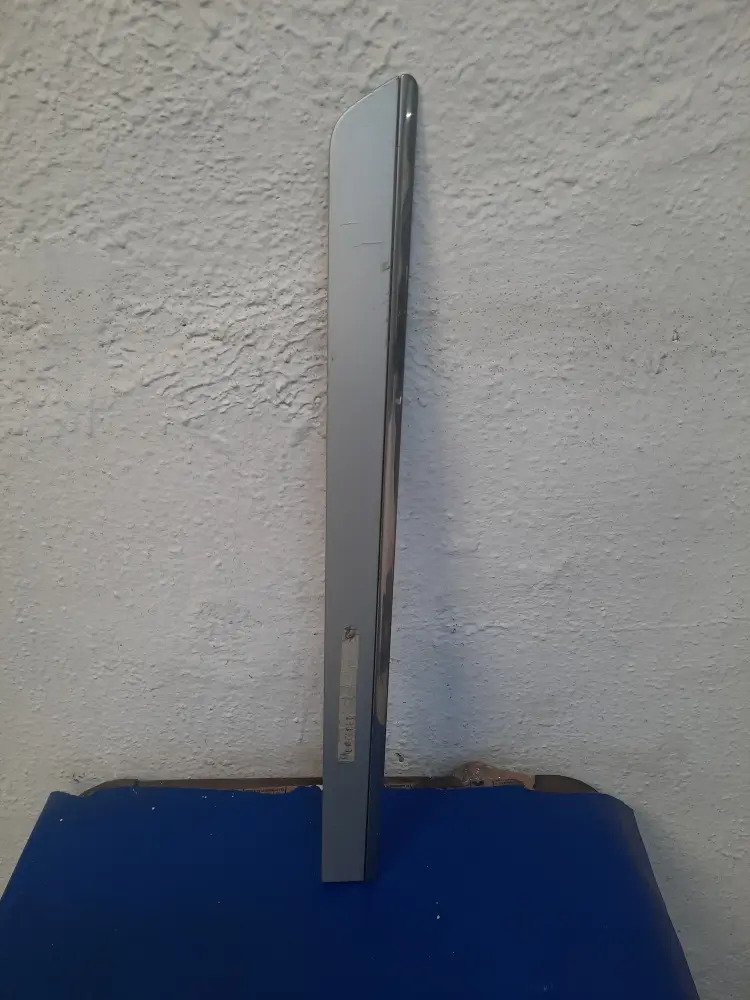 D_607388-MLM70606830558_072023-F.jpg Moldura Puerta Trasera Derecha Mercedes Gl 450 2009