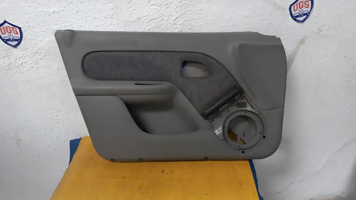 D_617938-MLM89125009990_082025-F.jpg Tapiceria De Puerta Delantera Izquierda Platina 2002 2010