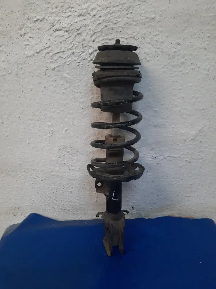 Amortiguador Delantero Izquierdo Chevrolet Corsa 2003 2008