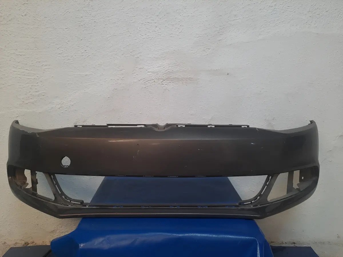 Fascia Delantera Volkswagen Jetta 2011 2014