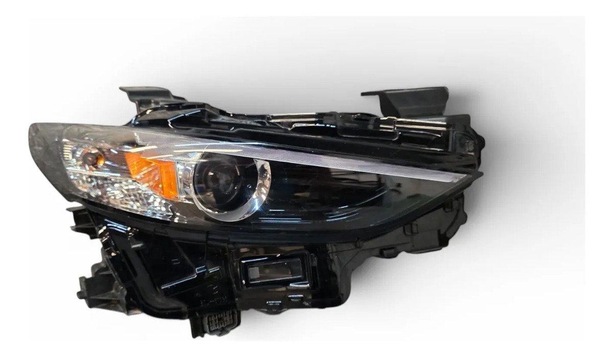 Faro Derecho Mazda 3 2019 2024