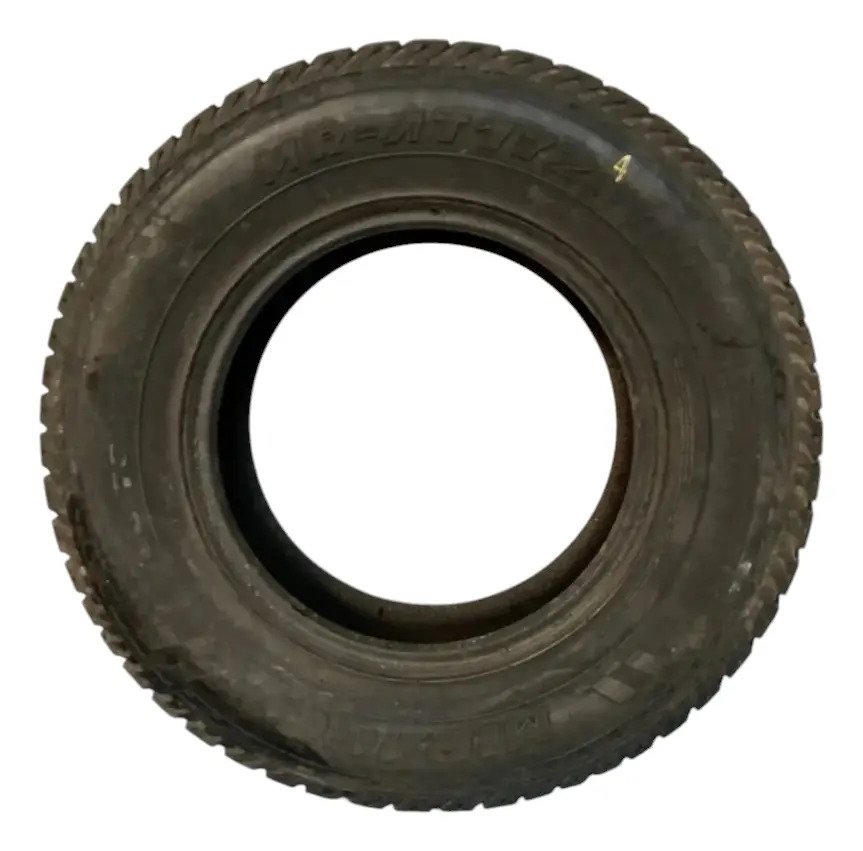 D_696762-MLM87169824412_072025-F.jpg Llanta 4° Mirage Mr-at172 Lt 265/70r17 115 T (gallito)