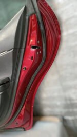 D_711032-MLM113769295887_062026-F.jpg Puerta Trasera Derecha Camry 2018 2024