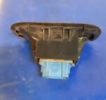 D_717961-MLM111573257608_062026-F.jpg Botón Control Vidrio Trasero Izquierdo Duster 2017 2020