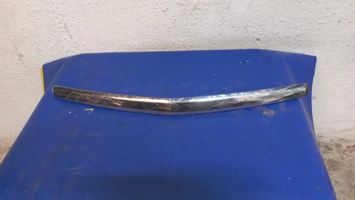 Moldura Cromada Delantera Acura Tl 2004 2008