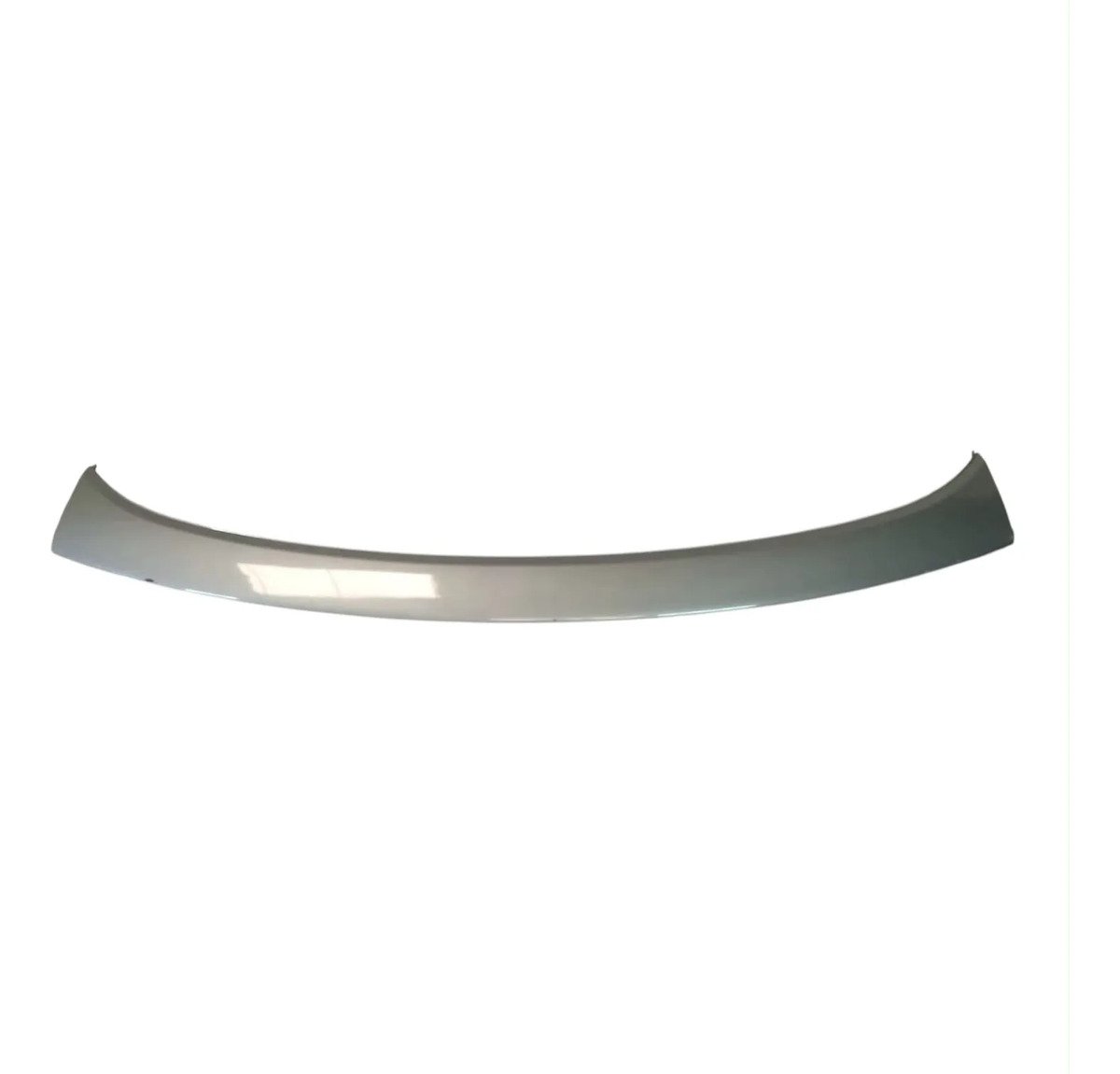 D_732158-MLM114557727709_072026-F.jpg Moldura Tapa Cajuela Omoda 5 2023 2025