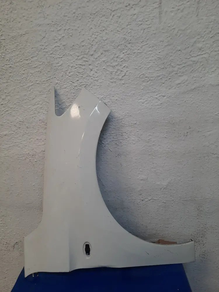 Salpicadera Derecha Peugeot 301 2018 2021