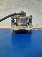 D_783640-MLM70421037791_072023-F.jpg Caliper Trasro Der. Toyota Camry Aut 2.4 07-11