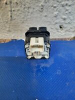 D_795328-MLM70585058854_072023-F.jpg Interruptor Control Cristales Spark 1.2l 13 17 Original