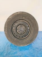 D_806941-MLM87451172721_072025-F.jpg Llanta 10° Toyo 350 185/70r13 86t (gallito)