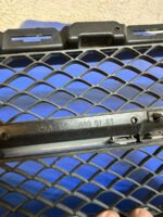 D_830647-MLM81518719617_122024-F.jpg Parrilla Delantera Mercedes Clase C 2015 2018