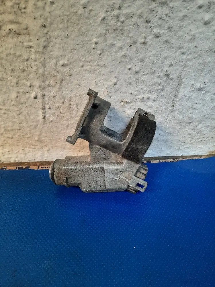 D_844336-MLM54969756696_042023-F.jpg Traba De Dirección Volkswagen Jetta A3 1993 1999