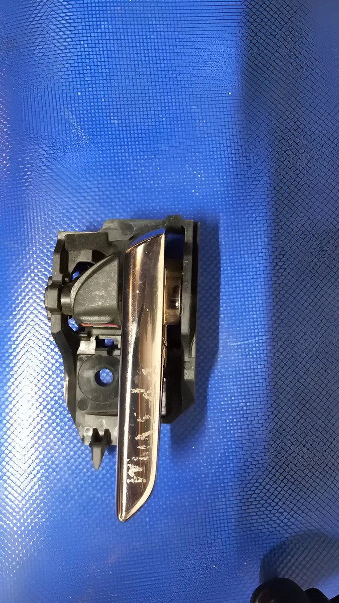 Manija Interior Trasera Derecha Mazda 3 2019 2021