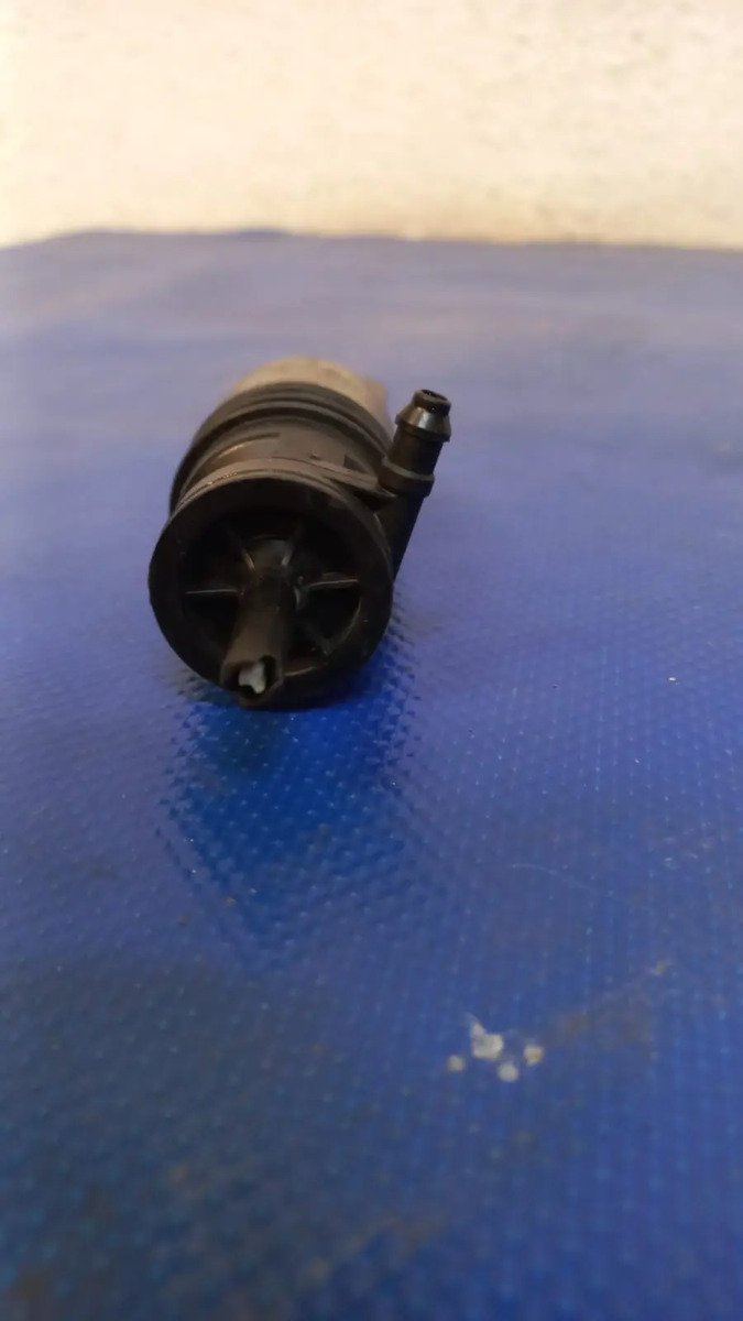 Bomba Agua Chisguetero Vento Golf Tiguan Jetta Passat