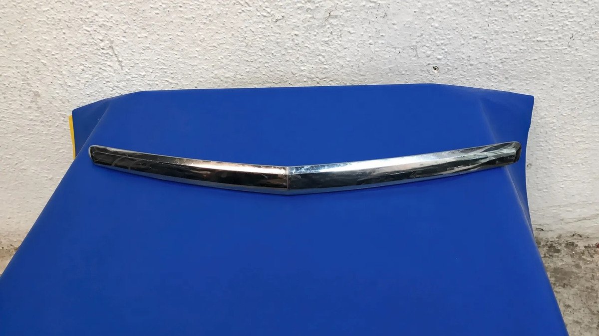 Moldura Cromada Delantera Acura Tl 2004 2008