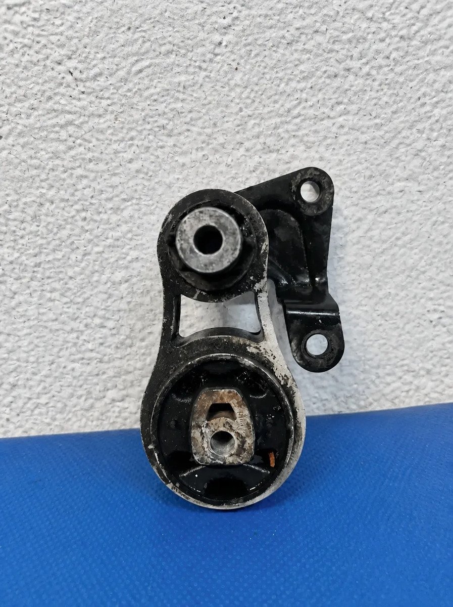 Soporte De Motor Ford Fiesta 2003 2008