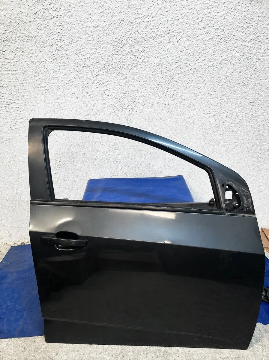 Puerta Delantera Derecha Chevrolet Sonic 2017 2019