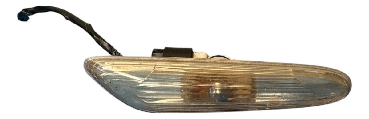 Luz Direccional Salpicadera Derecha Bmw 530i 2003 2010