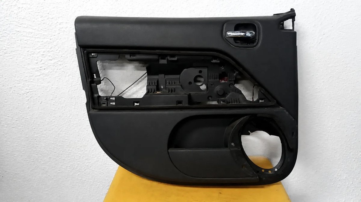 Tapicería Puerta Delantera Izq Jeep Patriot 2007 2017