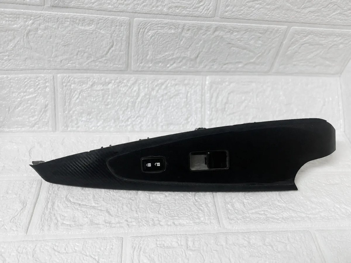 Control Cristal Delantero Derecho Mazda 2 Yaris R 2016 2019