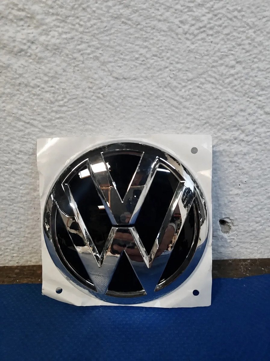 D_791071-MLM117927951277_092026-F.jpg Emblema Jetta Mk6 2011 2014