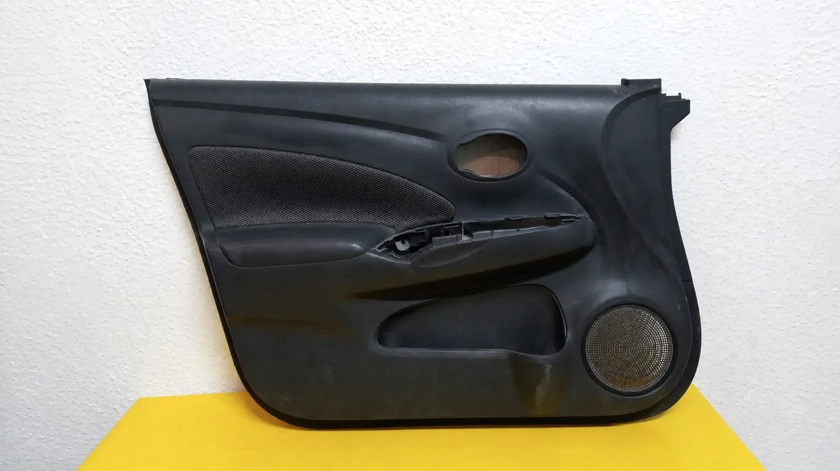 Tapa De Puerta Delantera Izquierda Sentra 2013 2019