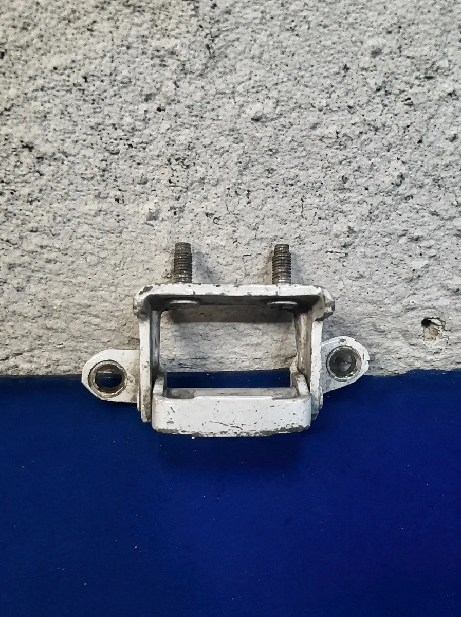 Bisagra Puerta Trasera Izquierda Inferior Versa 2012 2019