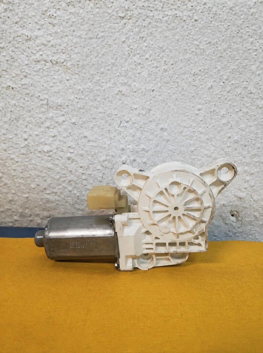Motor De Elevador Delantera Derecha Town Country 2008 2016