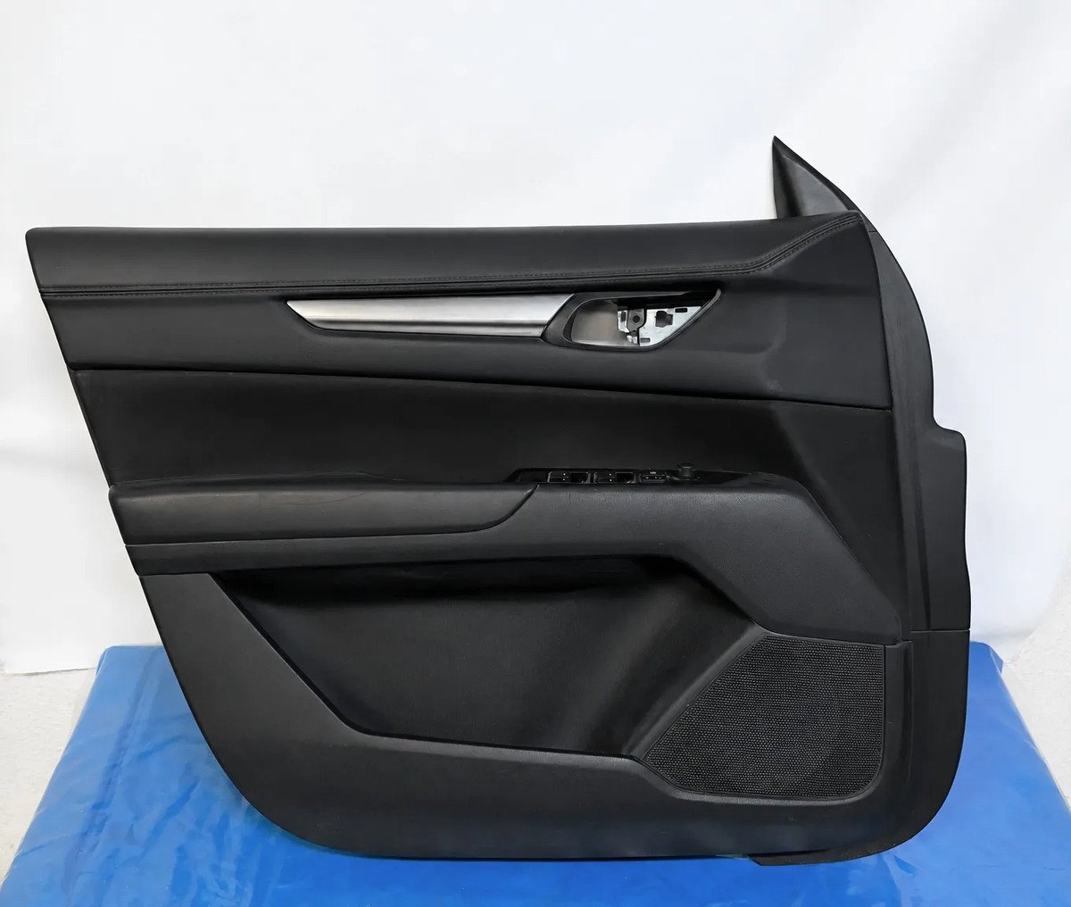 D_907258-MLM116427859220_092026-F.jpg Tapicería Puerta Delantera Izquierda Mazda Cx5 2017 2021
