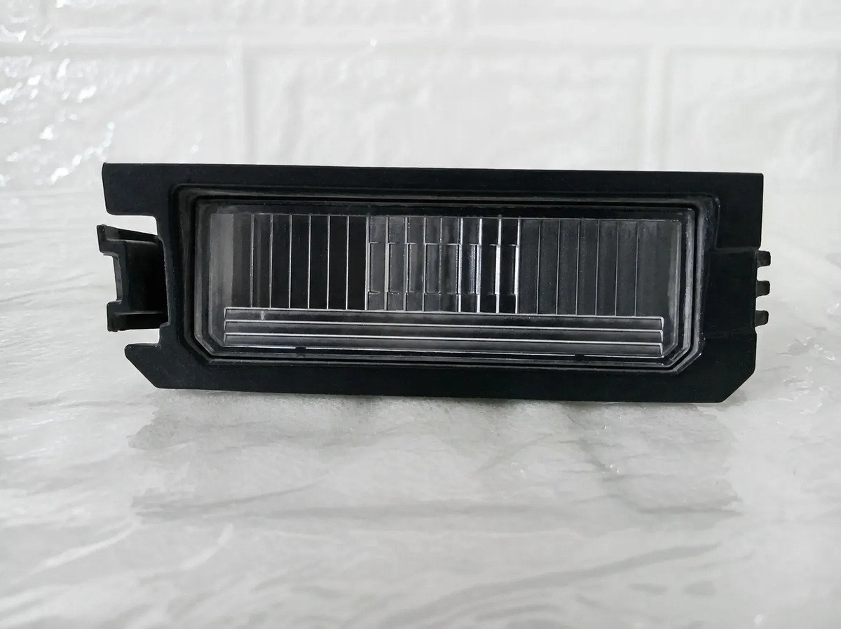 Luz Placa Derecha Kia Río Sedan 2018 2020