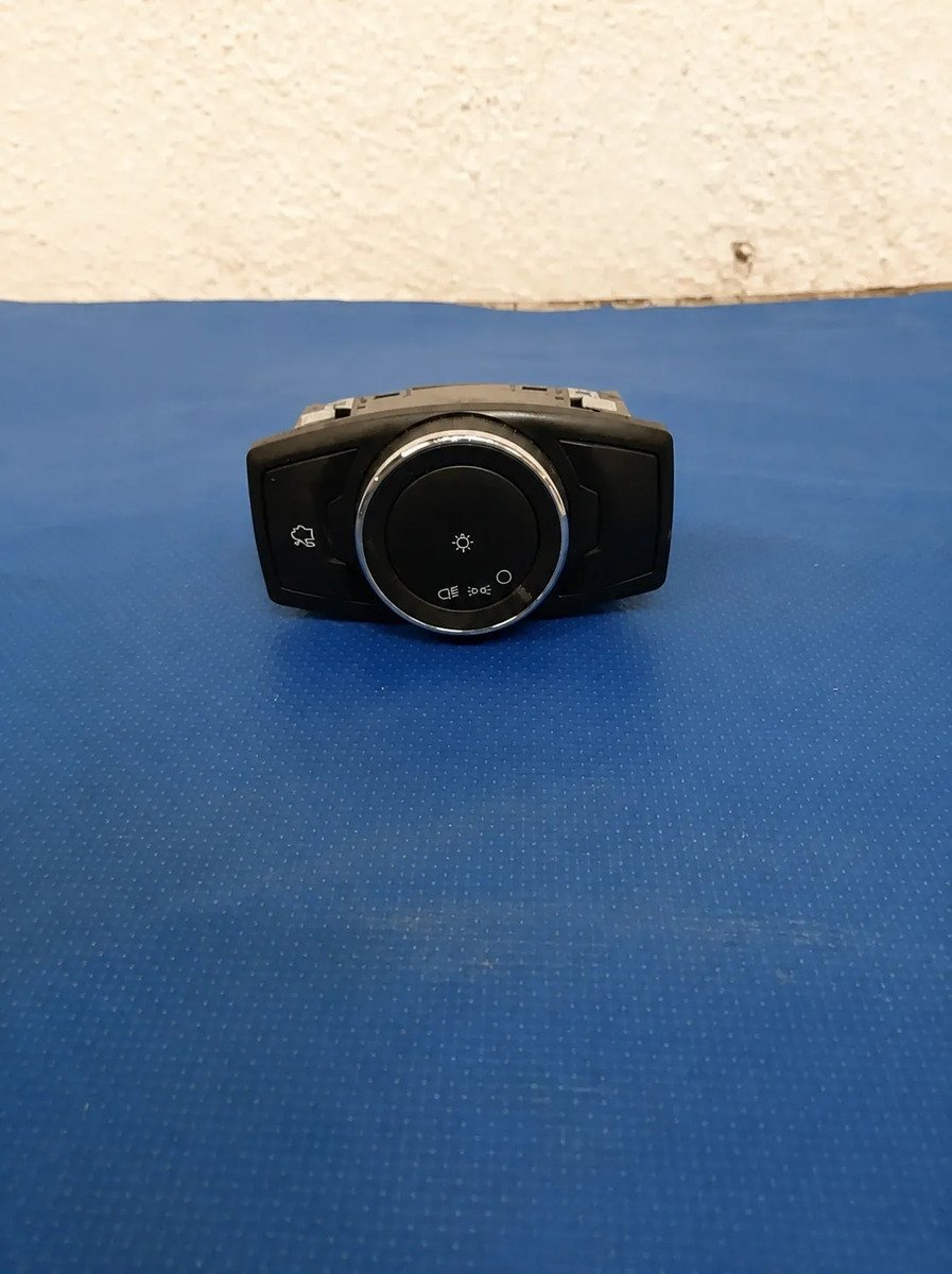 D_985160-MLM117928155781_092026-F.jpg Control De Luces Ford Figo 2016 2019